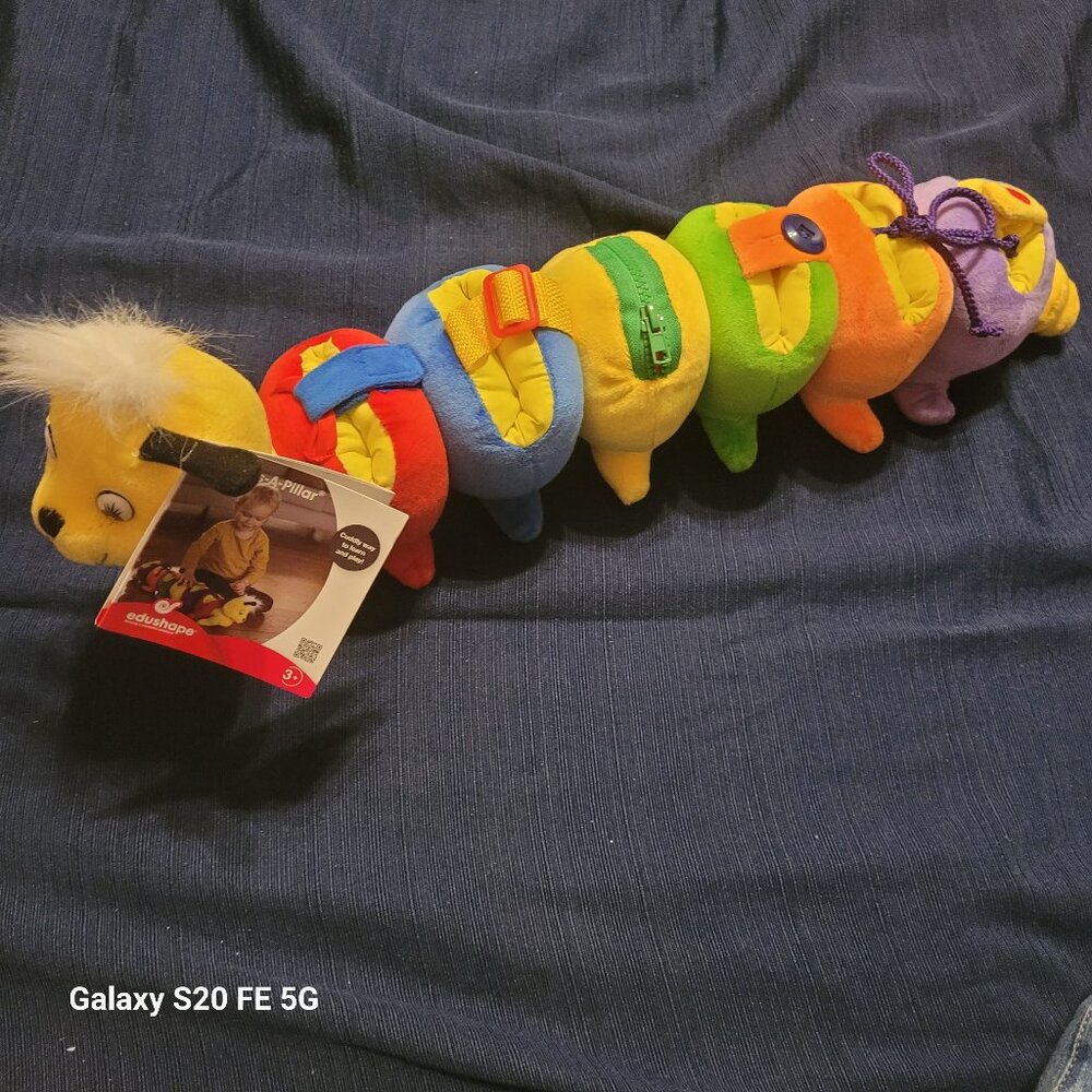Dress-A-Pillar by Eduscape